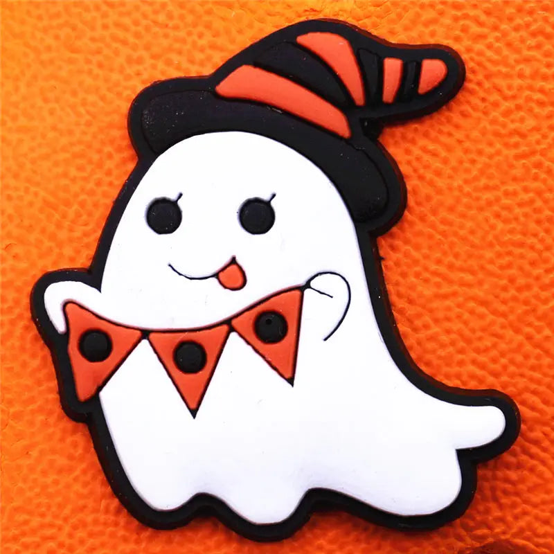 Single Sale: 1pc Cartoon Ghost Shoe Buckle - PVC Halloween Charm Decoration for Clogs, Ideal for Kids' Party Gifts