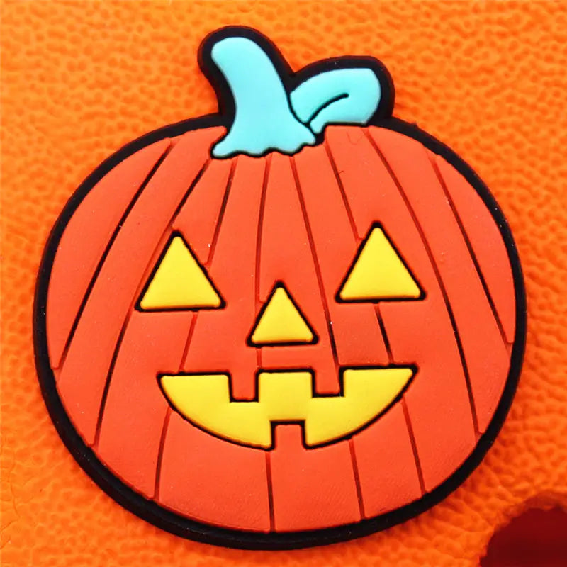 Single Sale: 1pc Cartoon Ghost Shoe Buckle - PVC Halloween Charm Decoration for Clogs, Ideal for Kids' Party Gifts