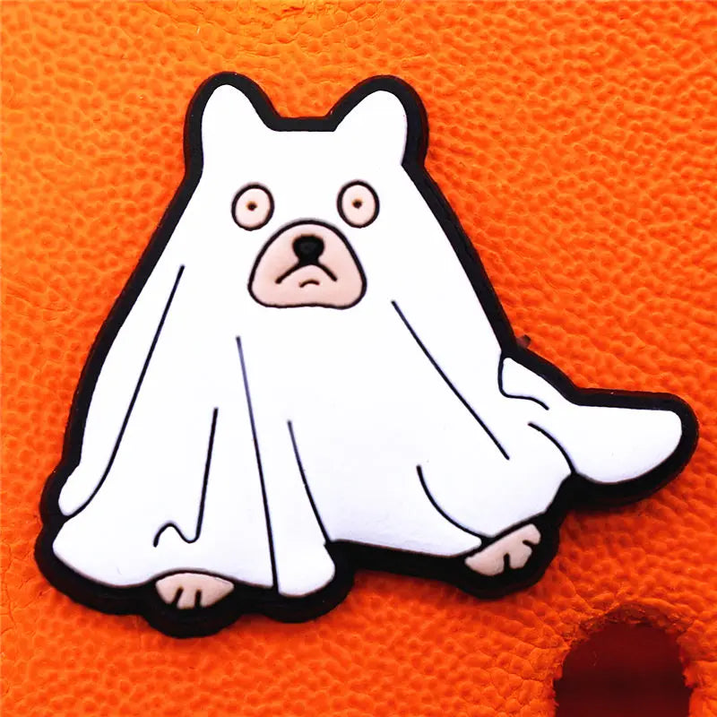 Single Sale: 1pc Cartoon Ghost Shoe Buckle - PVC Halloween Charm Decoration for Clogs, Ideal for Kids' Party Gifts